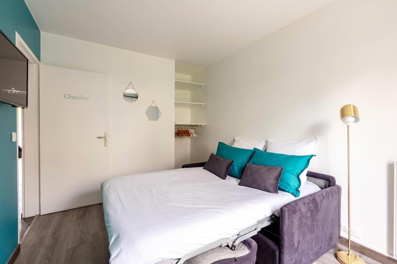 Charmant Refuge Avec Jardin, A 6 Minutes A Pied Du Metro Creteil L Echat-Lovely Retreat With Garden, Located A 6-Minute Walk From Creteil L Echat Metro Station Dış mekan fotoğraf