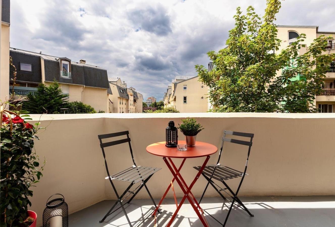 Charmant Refuge Avec Jardin, A 6 Minutes A Pied Du Metro Creteil L Echat-Lovely Retreat With Garden, Located A 6-Minute Walk From Creteil L Echat Metro Station Dış mekan fotoğraf